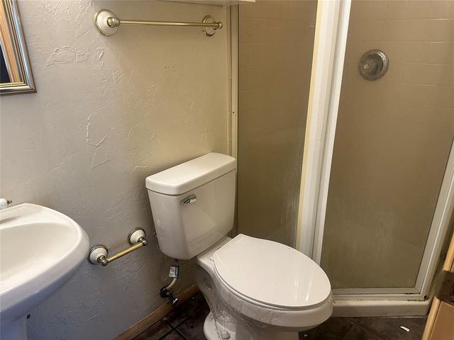 1800 N Oaklawn Avenue, Oklahoma City, OK 73121