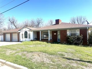 1800 N Oaklawn Avenue, Oklahoma City, OK 73121