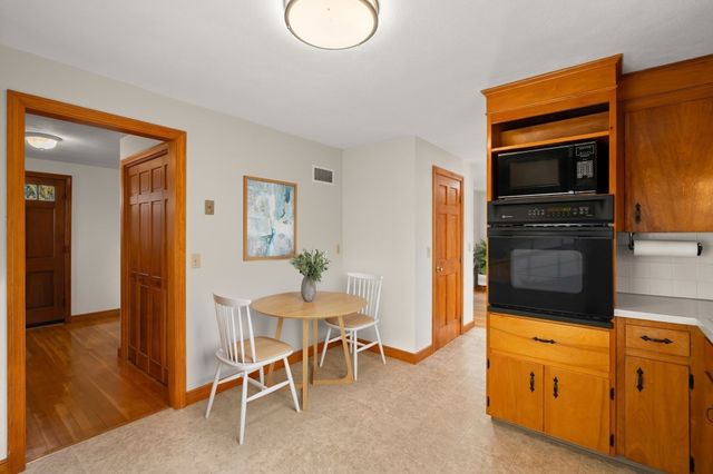 32 Nichols Ave, Avon, MA 02322