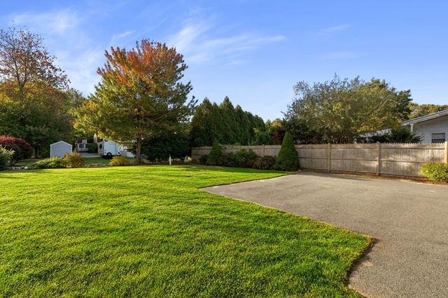 32 Nichols Ave, Avon, MA 02322