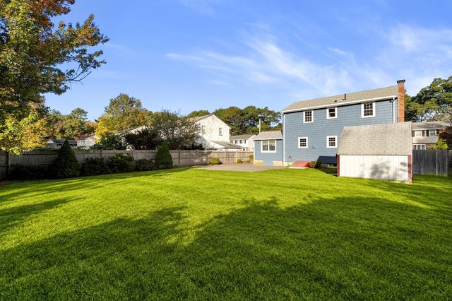 32 Nichols Ave, Avon, MA 02322
