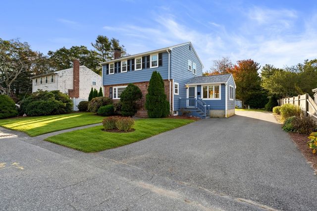 32 Nichols Ave, Avon, MA 02322