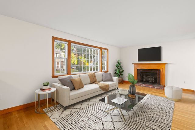 32 Nichols Ave, Avon, MA 02322