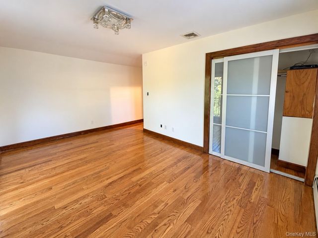 249-75 57th Avenue, Little Neck, NY 11362