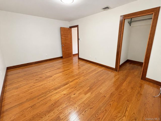 249-75 57th Avenue, Little Neck, NY 11362