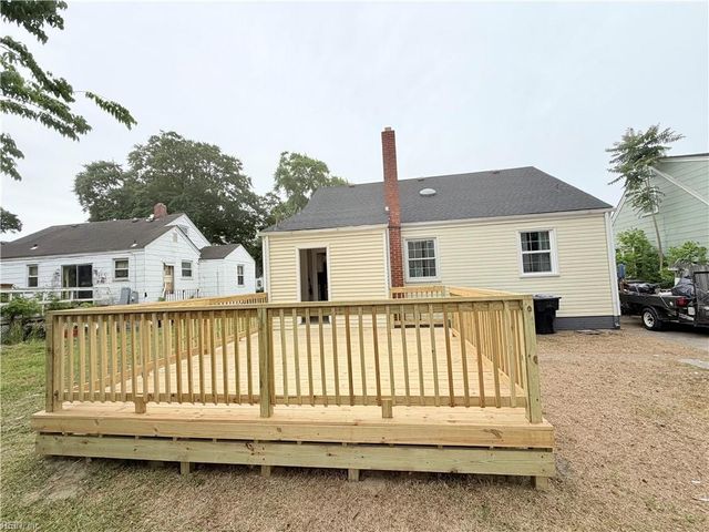 1920 Boston ST, Portsmouth, VA 23704