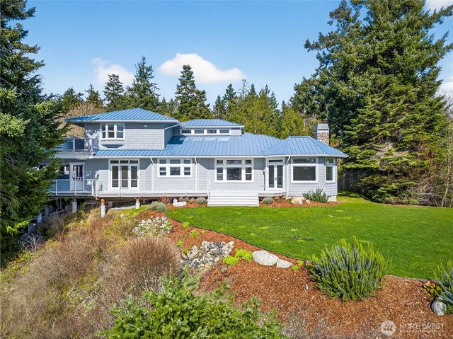 8651 Turners Bay Place, Anacortes, WA 98221