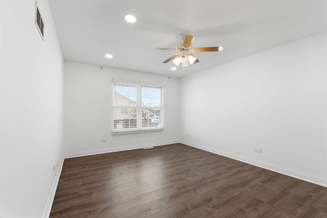 8534 Westberry Lane, Tinley Park, IL 60487