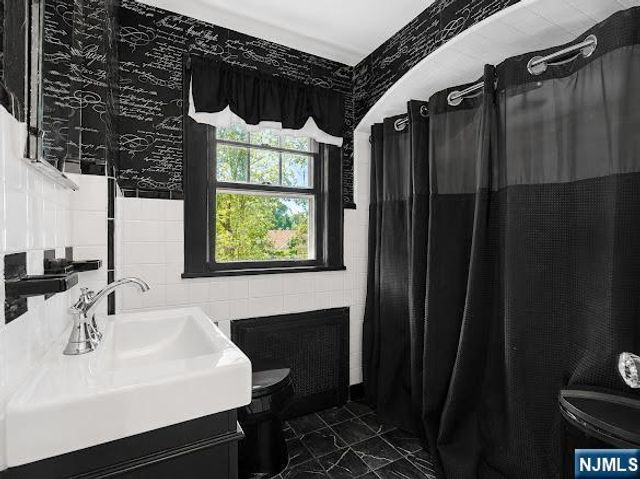 326 Rea Avenue, Hawthorne, NJ 07506