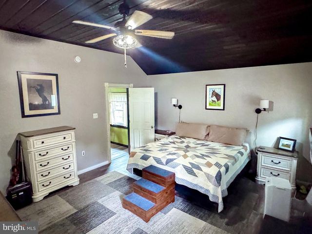 2309 WALNUT AVE, Hainesport, NJ 08036