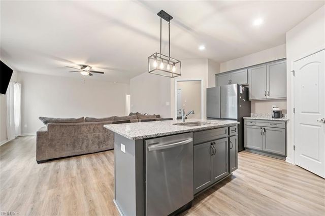 1430 Tutelo RD, Quinton, VA 23141