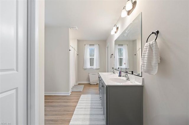 1430 Tutelo RD, Quinton, VA 23141