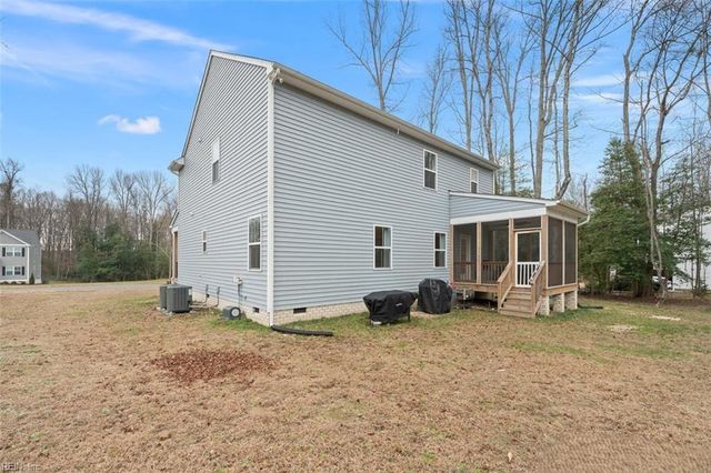 1430 Tutelo RD, Quinton, VA 23141