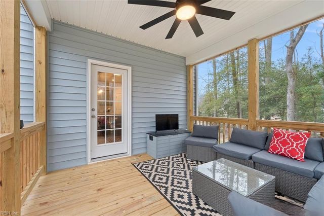 1430 Tutelo RD, Quinton, VA 23141