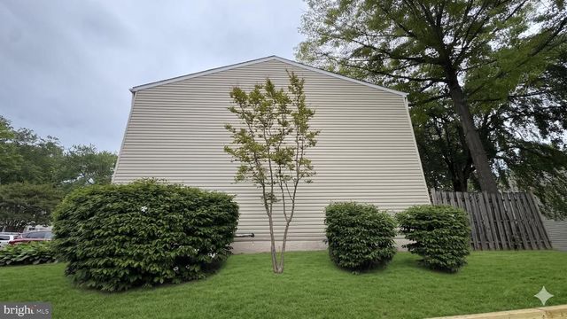6358 FENESTRA CT, Burke, VA 22015