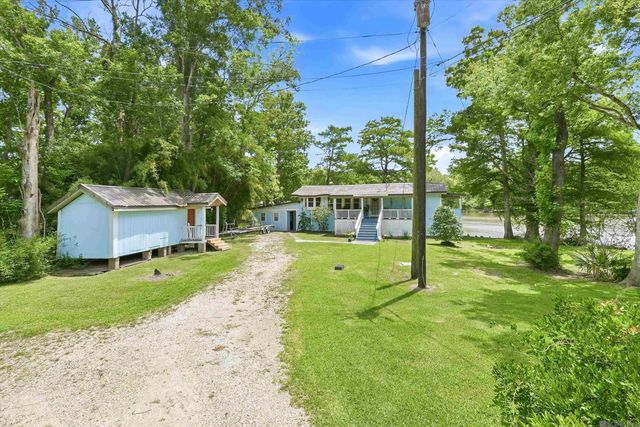 14300 Mecca Rd, French Settlement, LA 70733
