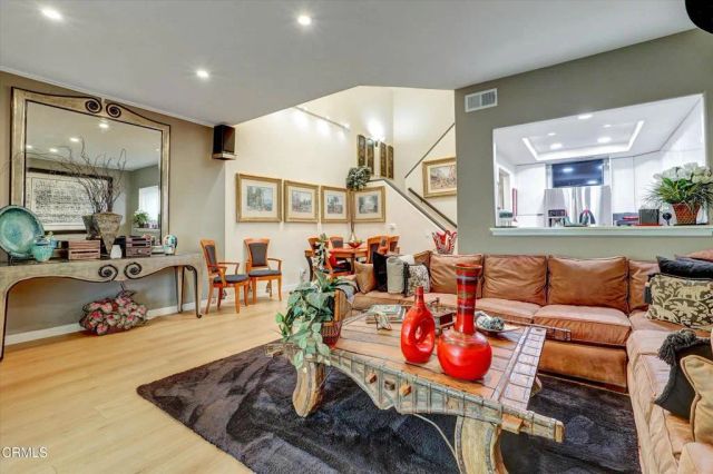 22337 Mission Circle, Chatsworth, CA 91311