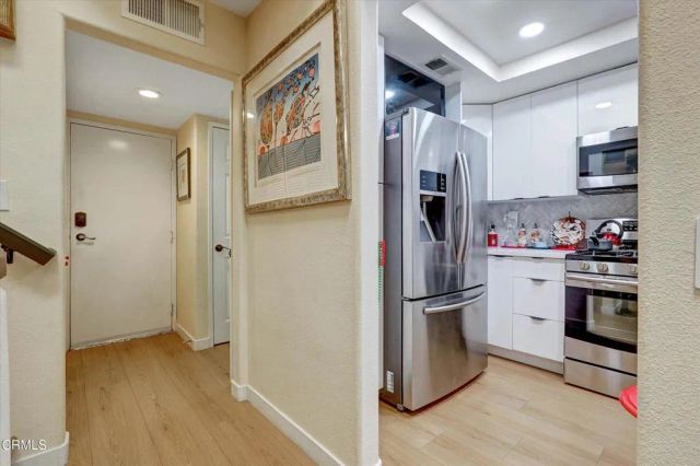 22337 Mission Circle, Chatsworth, CA 91311
