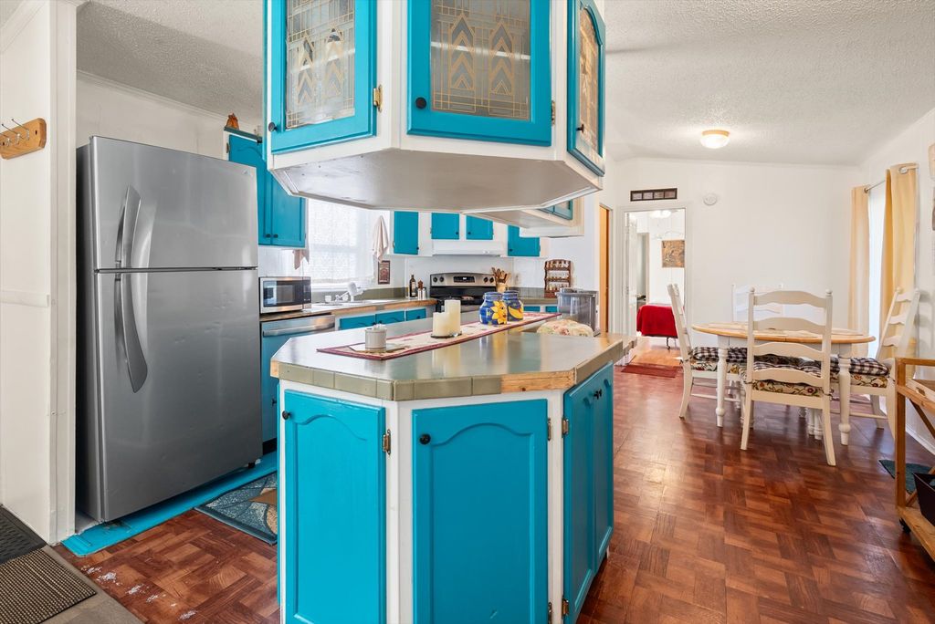 220 3rd Avenue S, Martin City, MT 59926 photo 5