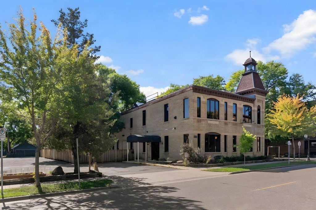498 Selby Avenue, Saint Paul, MN 55102 — exterior