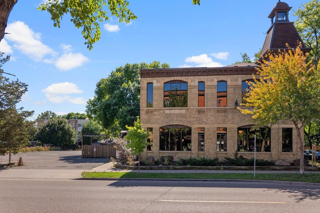 498 Selby Avenue, Saint Paul, MN 55102 — photo 2