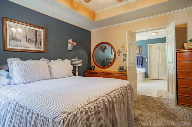 27 Wood Lake Drive, Sand Springs, OK 74063