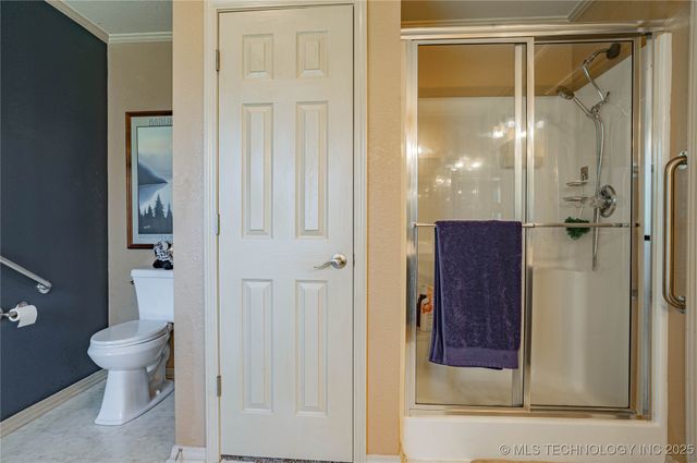 27 Wood Lake Drive, Sand Springs, OK 74063