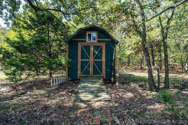 27 Wood Lake Drive, Sand Springs, OK 74063