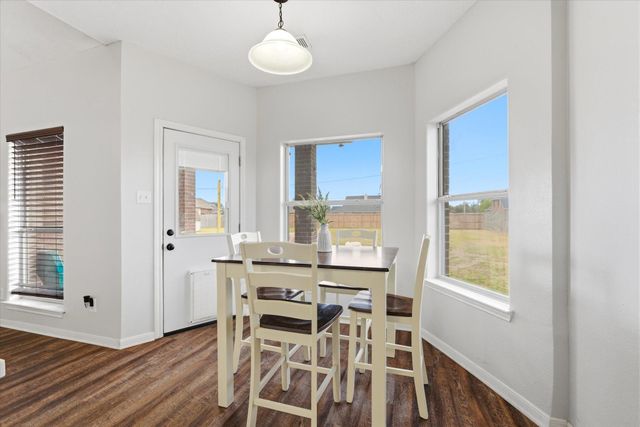 1914 Lafayette Lane, Baytown, TX 77523