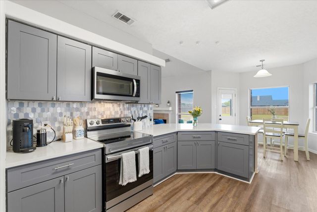 1914 Lafayette Lane, Baytown, TX 77523