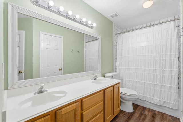 1914 Lafayette Lane, Baytown, TX 77523