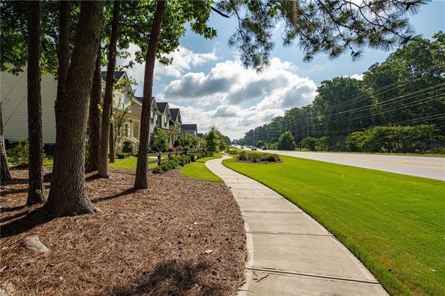 9938 Mancunian Way, Douglasville, GA 30135