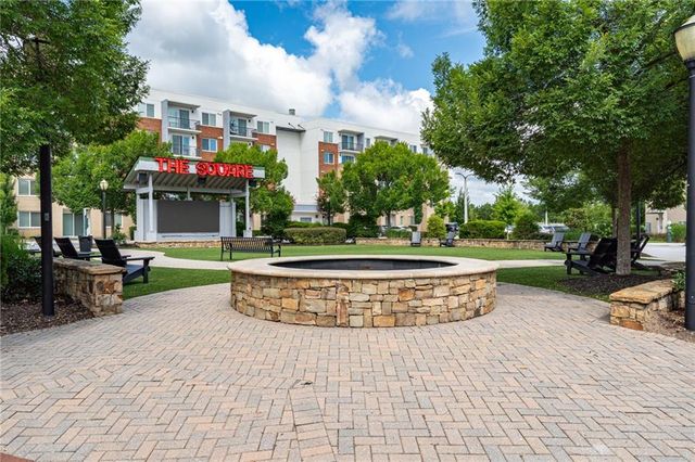 9938 Mancunian Way, Douglasville, GA 30135