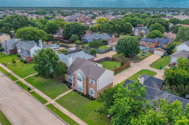 311 Pemberton Place, Cedar Hill, TX 75104