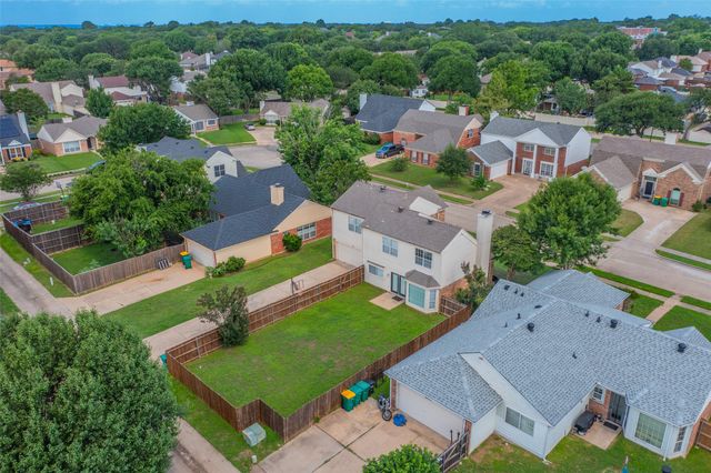 311 Pemberton Place, Cedar Hill, TX 75104