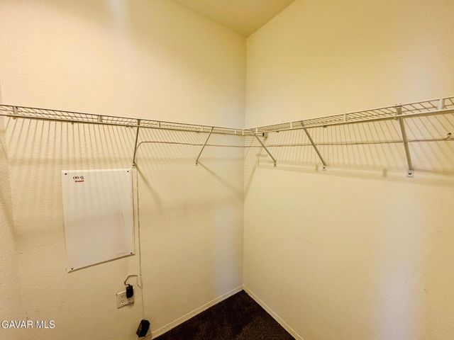 5806 W Ave K-3, Lancaster, CA 93536