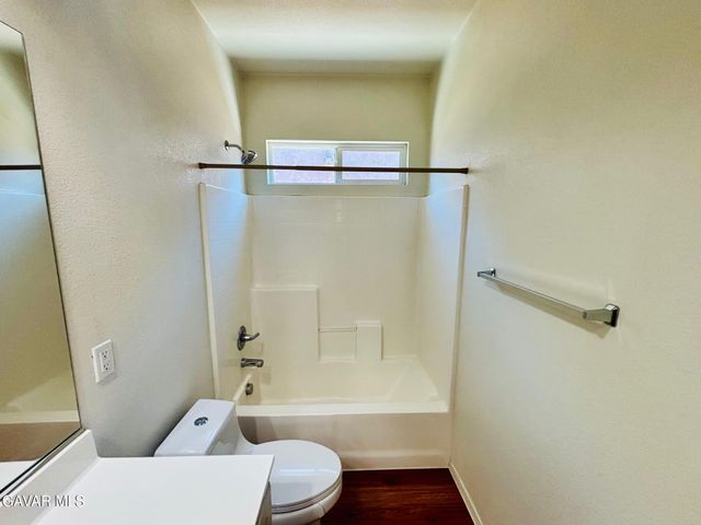 5806 W Ave K-3, Lancaster, CA 93536