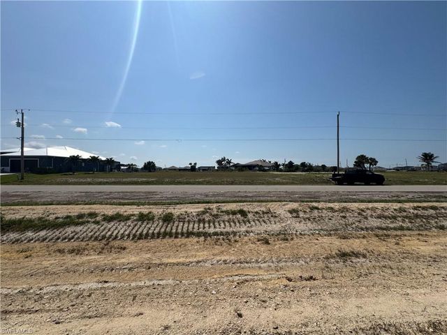 4402 NW 36th ST, Cape Coral, FL 33993