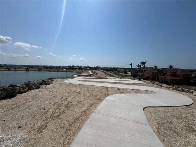 4402 NW 36th ST, Cape Coral, FL 33993