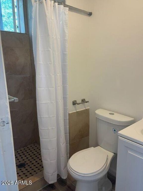 Image 20 of property listing at 2336 N 11TH Street, Phoenix, AZ 85006