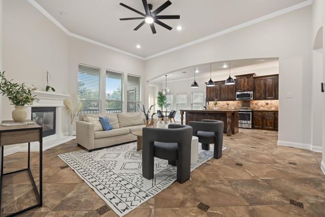 100 Crystal CV, Round Rock, TX 78664