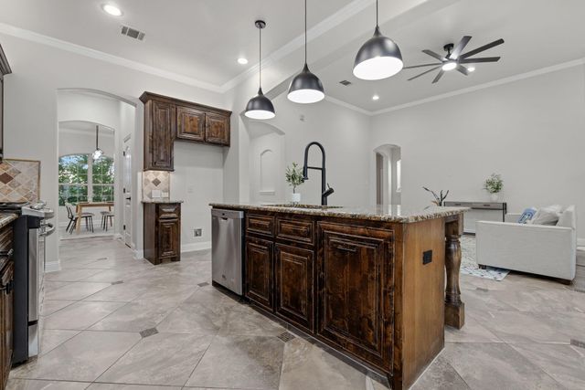 100 Crystal CV, Round Rock, TX 78664