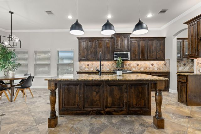 100 Crystal CV, Round Rock, TX 78664