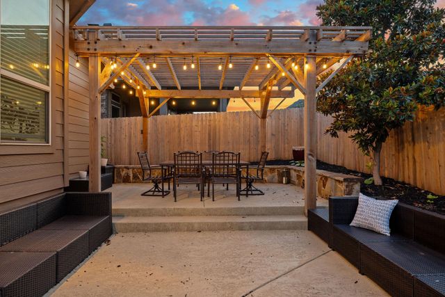 100 Crystal CV, Round Rock, TX 78664