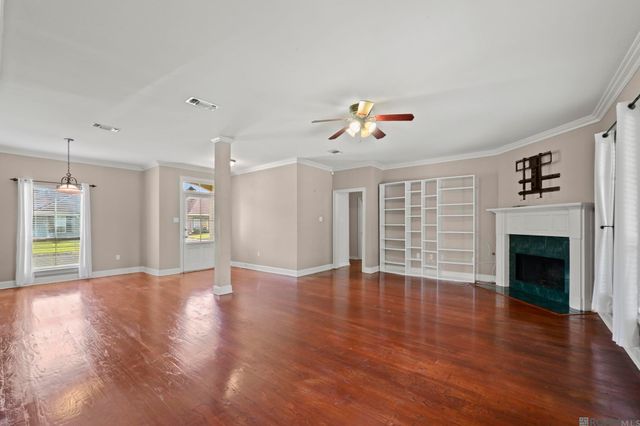 11147 Gold Cup Ave, Baton Rouge, LA 70816