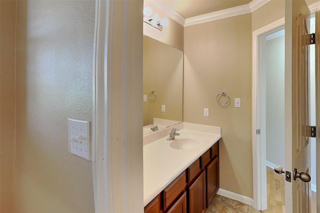 5301 Cypress Ranch BLVD, Spicewood, TX 78669