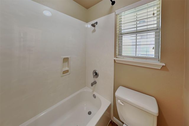5301 Cypress Ranch BLVD, Spicewood, TX 78669