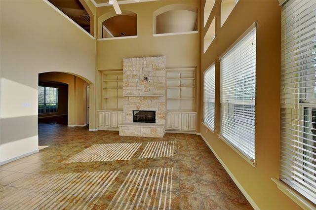 5301 Cypress Ranch BLVD, Spicewood, TX 78669