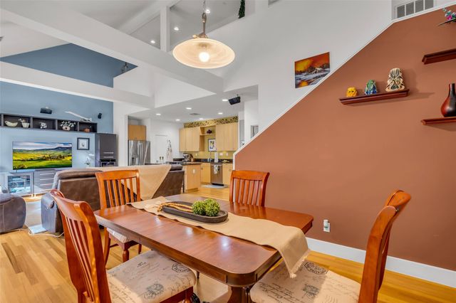 4405 Eigel Street, Houston, TX 77007