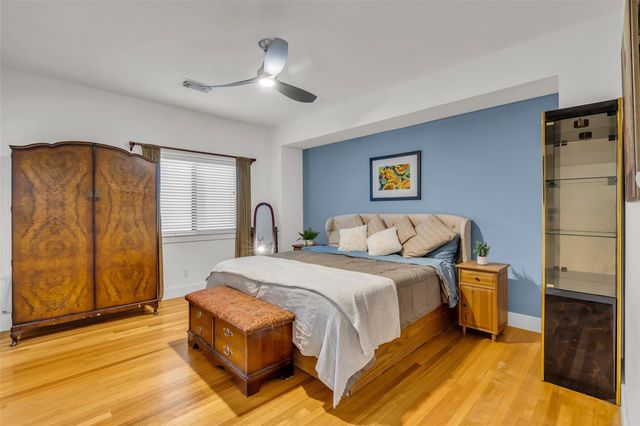 4405 Eigel Street, Houston, TX 77007